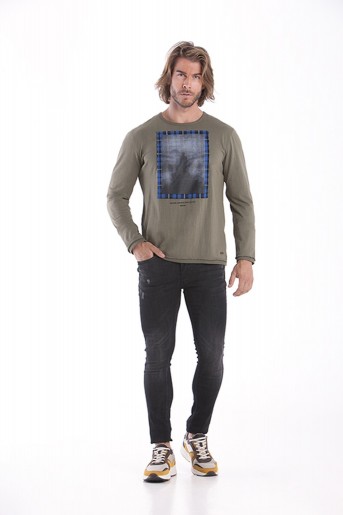 http://shop.sidecarweb.com/7617-thickbox/camiseta-hombre-buick.jpg