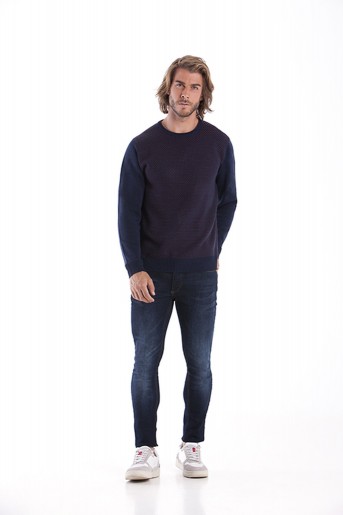 http://shop.sidecarweb.com/7625-thickbox/sueter-hombre-creeck.jpg