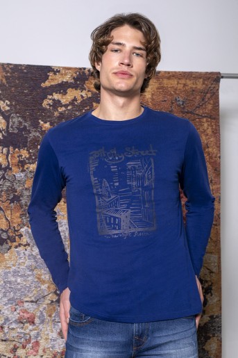 http://shop.sidecarweb.com/9330-thickbox/camiseta-hombre-baltasar.jpg