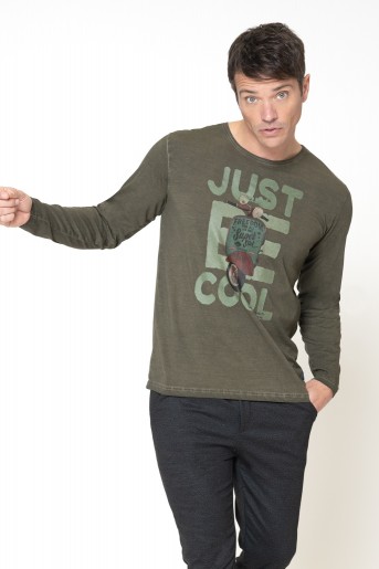 http://shop.sidecarweb.com/9733-thickbox/camiseta-hombre-felix.jpg